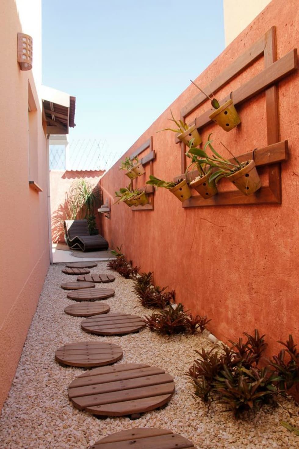 cor terracota em área externa